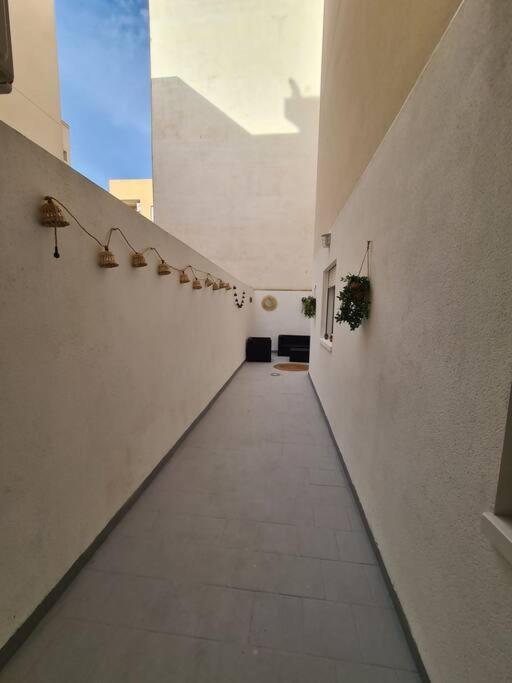 Beautiful Apartment With Patio Torrevieja Ngoại thất bức ảnh